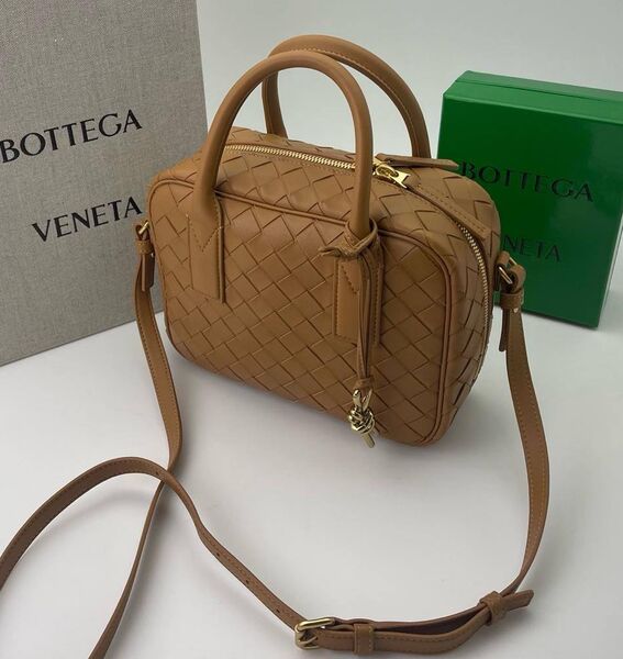 Сумка Bottega Veneta женский кожа 141399