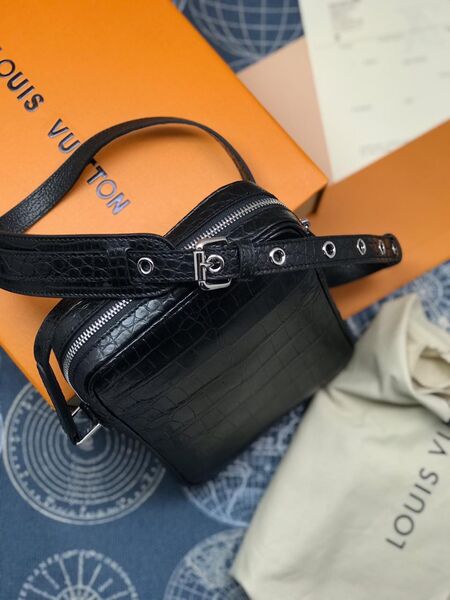 Мужская сумка мессенджер Louis Vuitton мужской кожа черный 76089-3