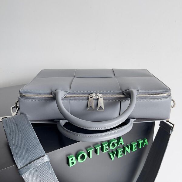 Мужской портфель Bottega Veneta мужской кожа графитовый 120672-3