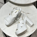 Босоножки Chanel женский кожа белый 146180-3