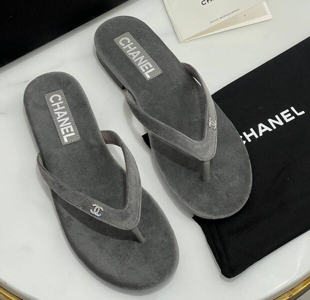 Шлепки Chanel женский велюр графитовый 149656