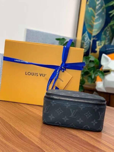 Мужской несессер косметичка Louis Vuitton мужской канва черный 111310-7