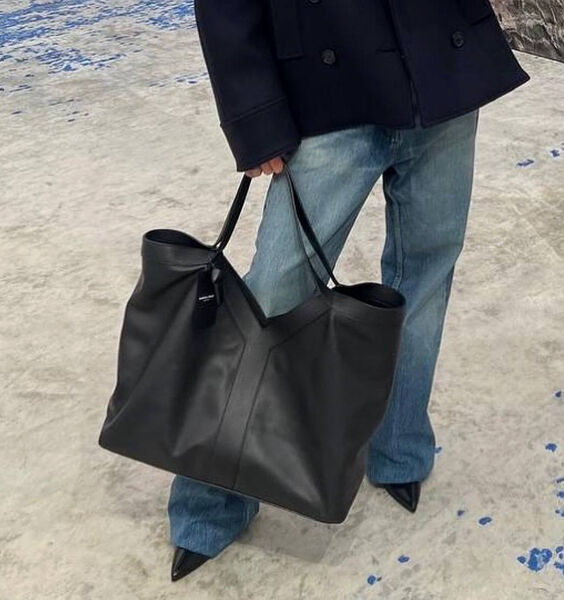 Сумка Saint Laurent женский кожа черный 165048-2