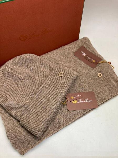 Комплект Loro Piana женский кашемир бежевый 164304