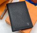 Мужская обложка на паспорт Louis Vuitton мужской кожа черный 105312