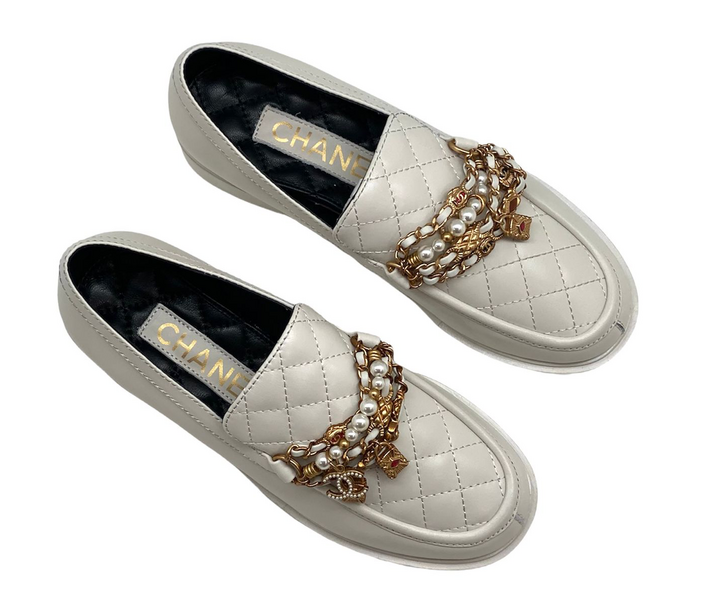 Лоферы Chanel женский кожа белый 39934