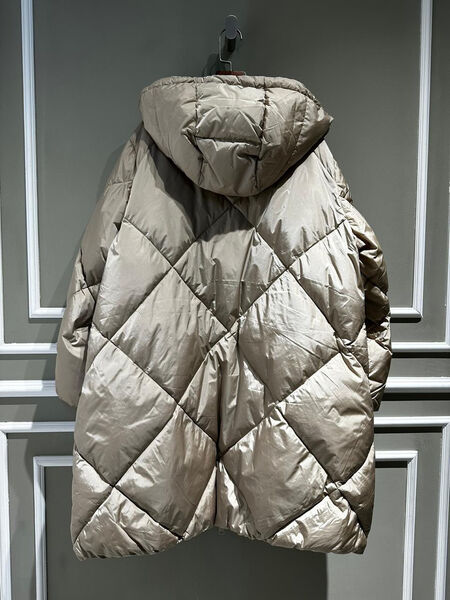 Пуховик Max Mara женский бежевый 98817-4