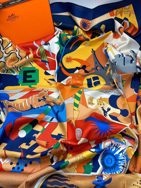 Платок Hermès женский шелк оранжевый 164205