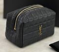 Косметичка Saint Laurent женский кожа черный 170964-1