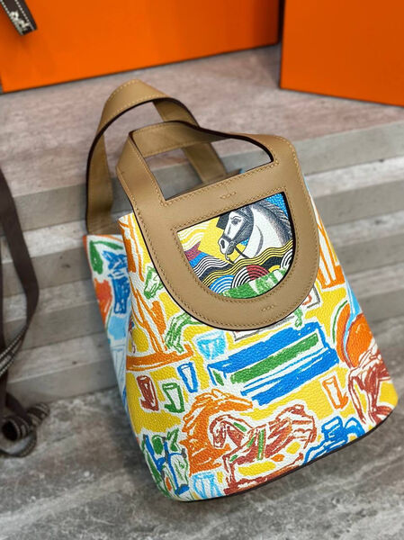 Сумка Hermès женский кожа бежевый 110780-2