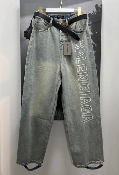 Джинсы Balenciaga женский джинса графитовый 190783