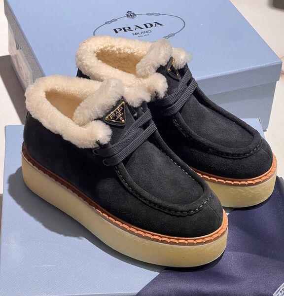 Ботинки Prada женский замша черный 167028