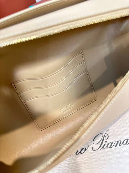 Клатч Loro Piana Extra Large 29 женский кожа бежевый 201226-5
