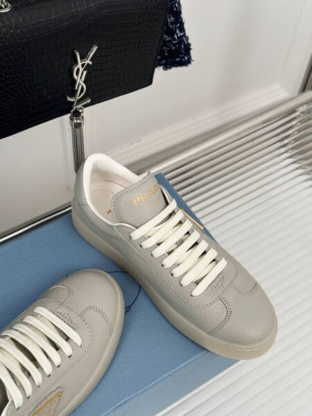 Кеды Prada женский кожа графитовый 147369-3