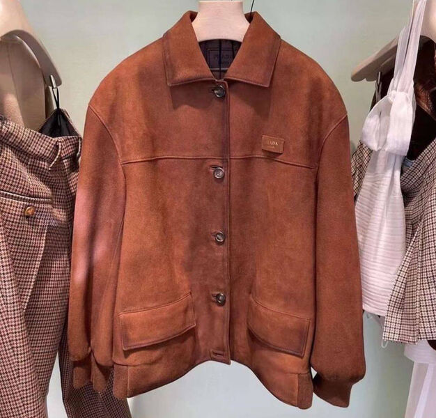 Куртка Prada женский замша 141731-3