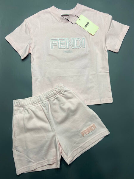 Детский костюм Fendi розовый 181959-2