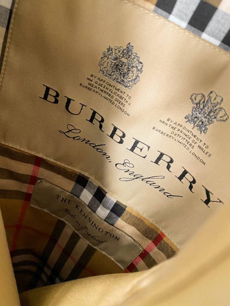 Плащ Burberry женский бежевый 61359-6