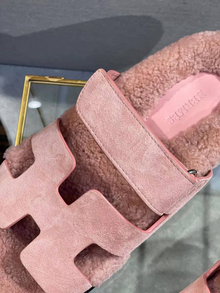 Шлепки Hermès женский замша розовый 89664-7