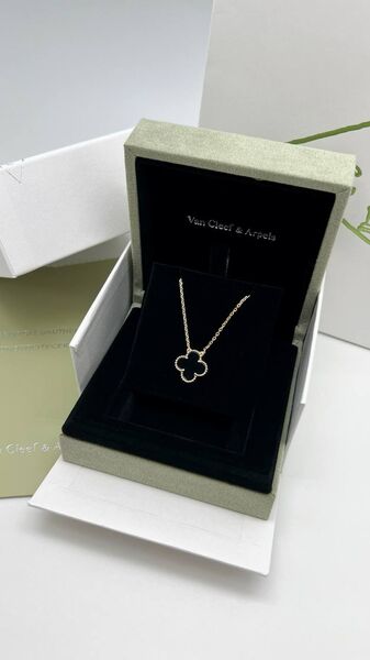 Колье Van Cleef черный,серебристый 176098