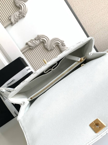 Сумка Chanel женский кожа белый 195086-3