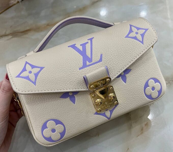 Сумка Louis Vuitton Pochette Metis женский кожа белый 148640