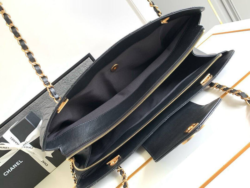 Сумка Chanel женский кожа черный 193592-4