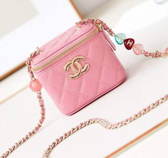 Сумка Chanel женский кожа розовый 138405