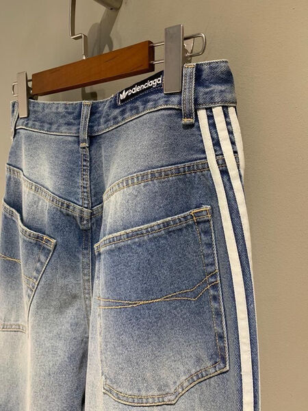 Джинсы Balenciaga женский джинса бирюзовый 101288-4