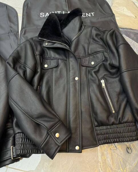 Куртка Saint Laurent женский кожа черный 201856
