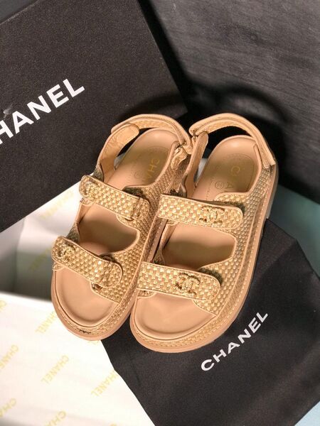 Босоножки Chanel женский кожа бежевый 3843-2