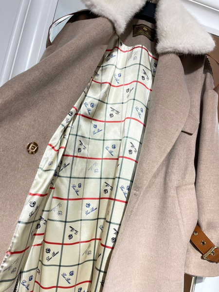 Пальто Loro Piana женский бежевый 93601-5