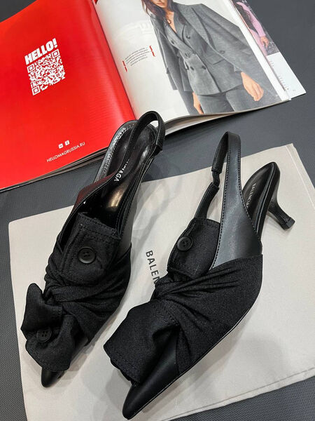 Туфли Balenciaga женский кожа черный 156039-2