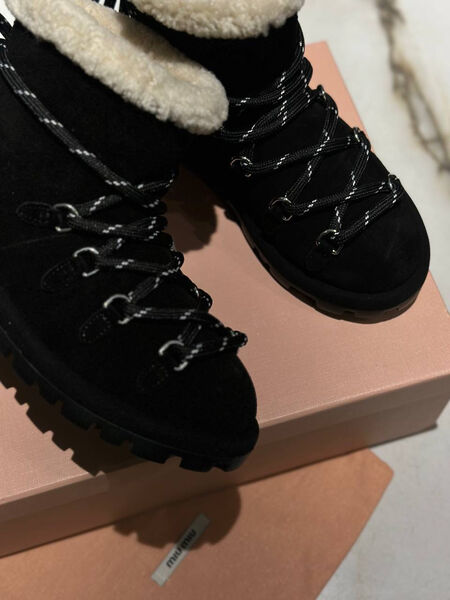 Ботинки Miu Miu женский замша черный 166962-2