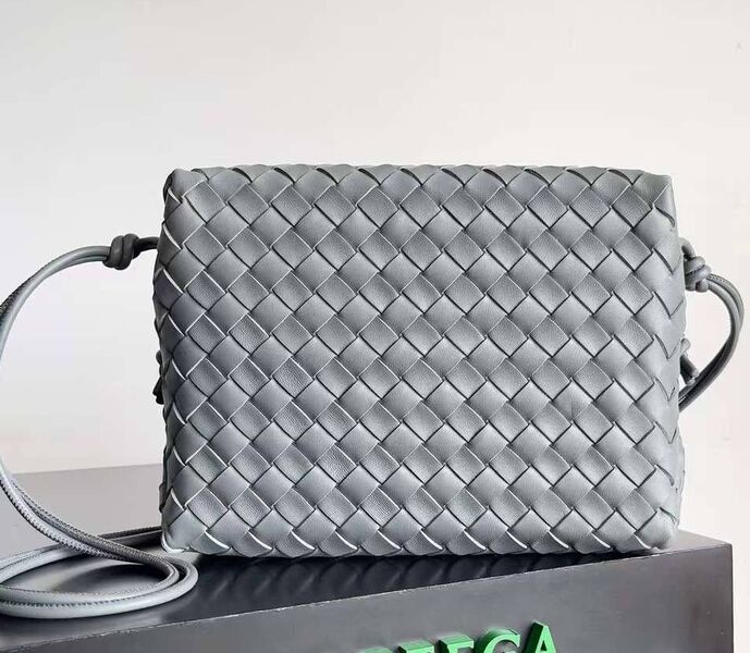 Сумка Bottega Veneta женский кожа черный 155464