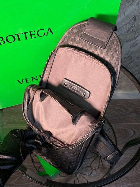 Мужская сумка слинг Bottega Veneta мужской кожа черный 42691-9