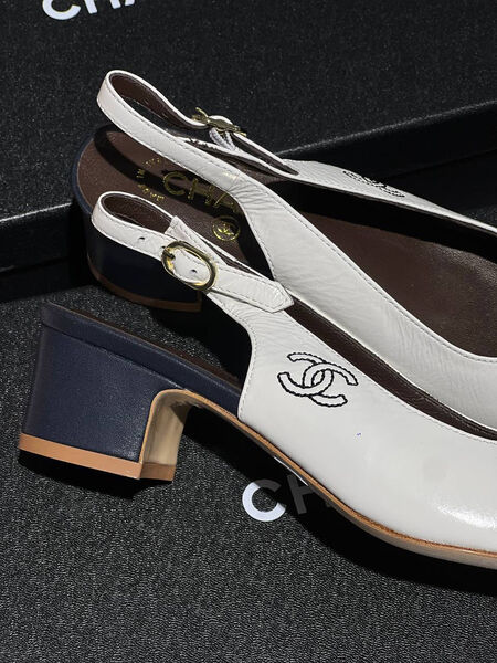 Туфли Chanel женский кожа белый 146527-4