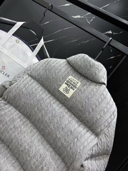 Мужской пуховик Moncler мужской графитовый 200551-5
