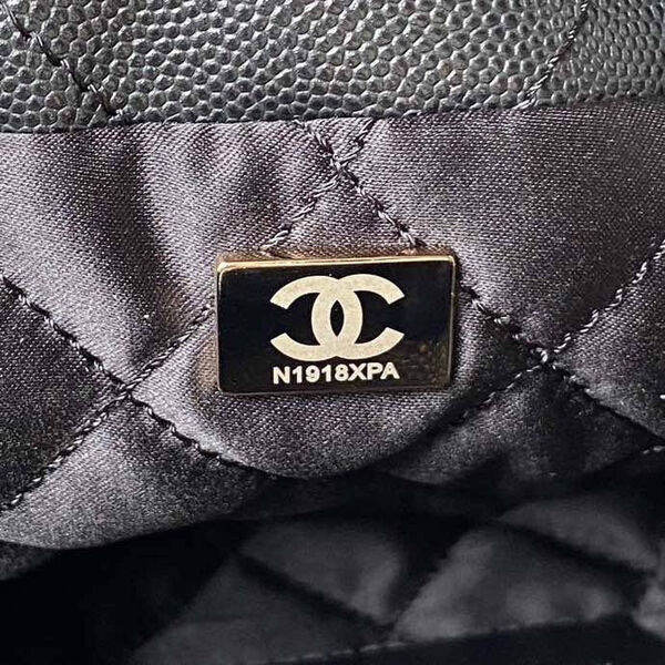 Сумка Chanel 22 женский кожа черный 126349-8
