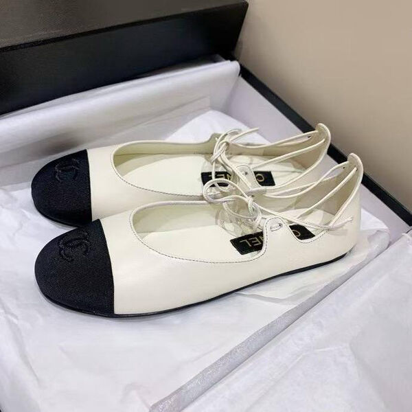 Балетки Chanel женский кожа белый 184486-4