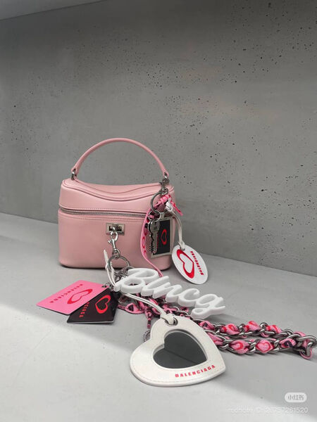Сумка Balenciaga женский кожа розовый 200759-2