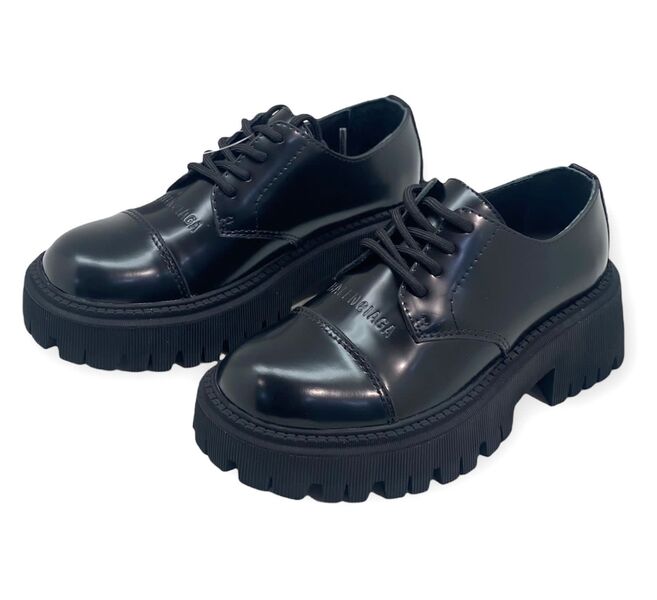 Ботинки Balenciaga женский кожа черный 13380