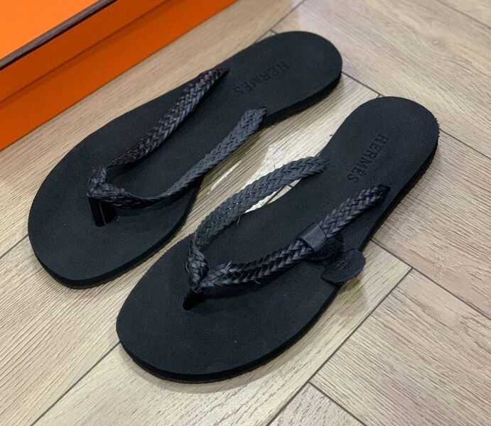 Шлепки Hermès женский кожа черный 152484