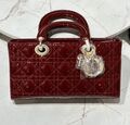 Сумка Christian Dior Lady женский кожа бордовый 142729-1
