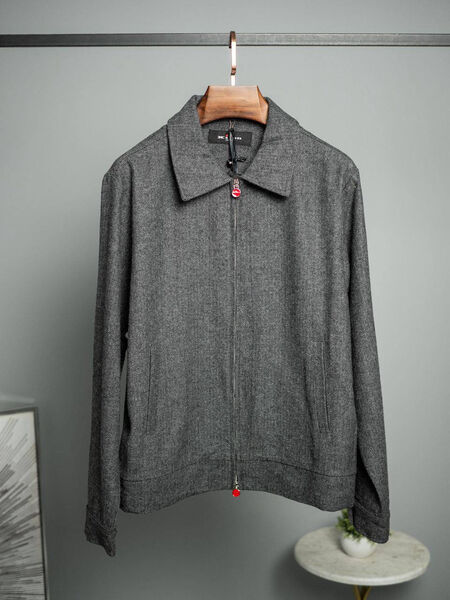 Мужской костюм Kiton мужской графитовый 158440-9