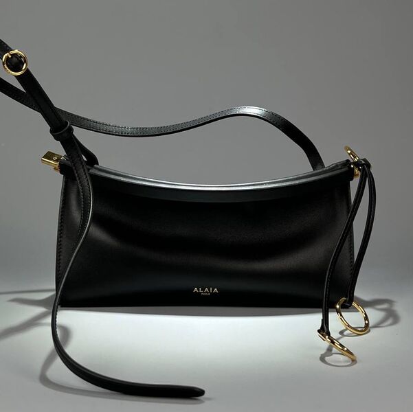 Сумка Alaïa женский кожа черный 191706