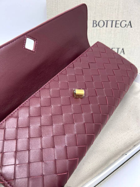 Клатч Bottega Veneta женский кожа бордовый 138066-6