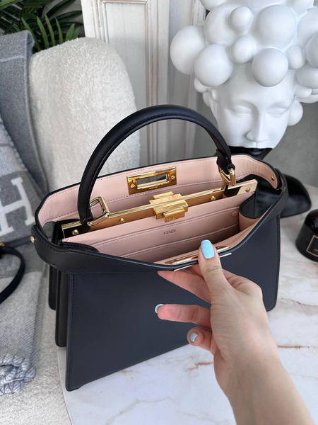 Сумка Fendi женский кожа черный 74473-6