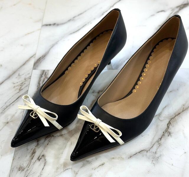 Туфли Valentino женский кожа черный 196738