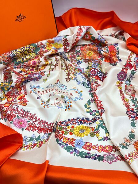 Платок Hermès женский шелк бордовый 181642