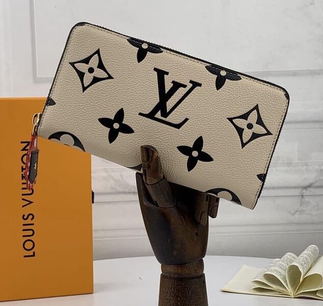 Кошелек Louis Vuitton женский кожа бежевый 31934